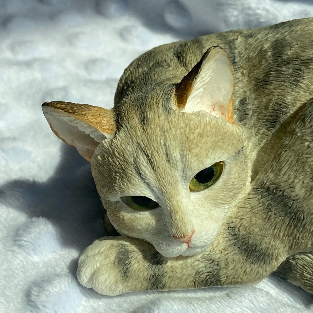 RARE Vintage 2000 Country Artists’ TABBY - SNUG Figurine - Picture 2 of 7
